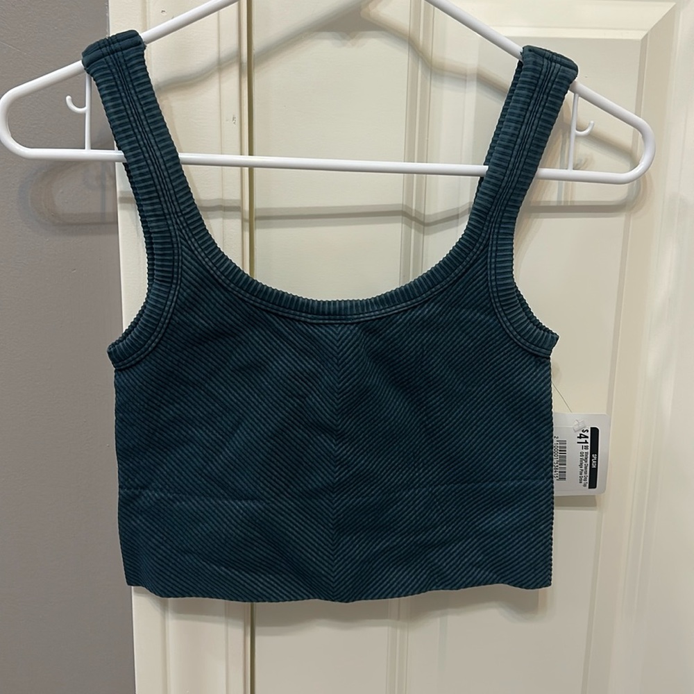 Cropped tank